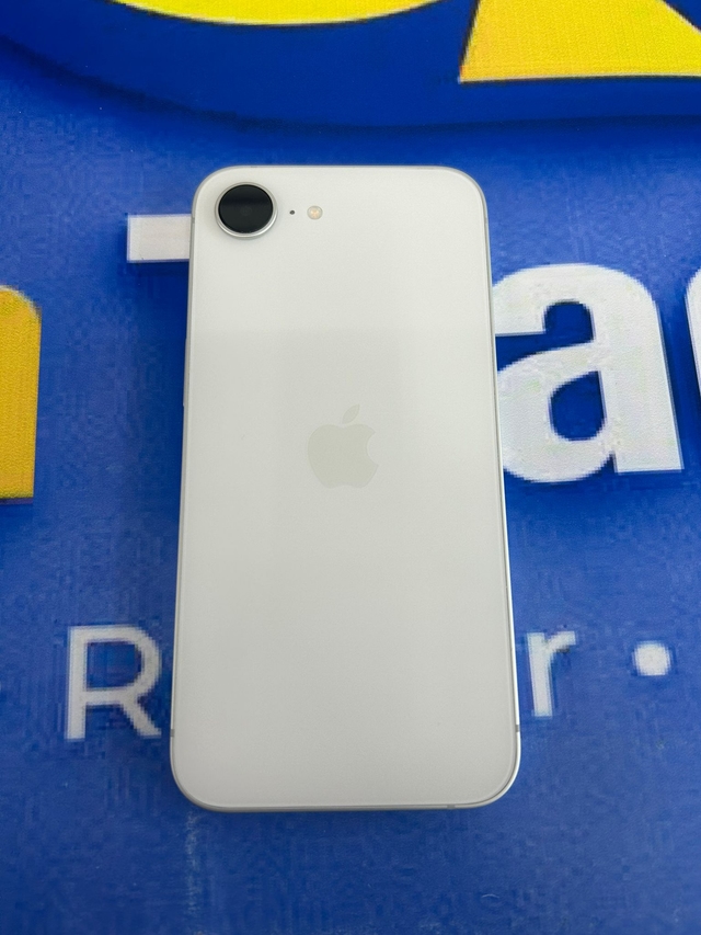 Apple iPhone 16e 256GB White | Unlocked Smartphone | 100% Battery Health | Used